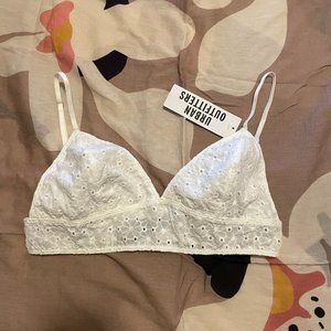Urban outfitters white daisy bralette broderie anglaise